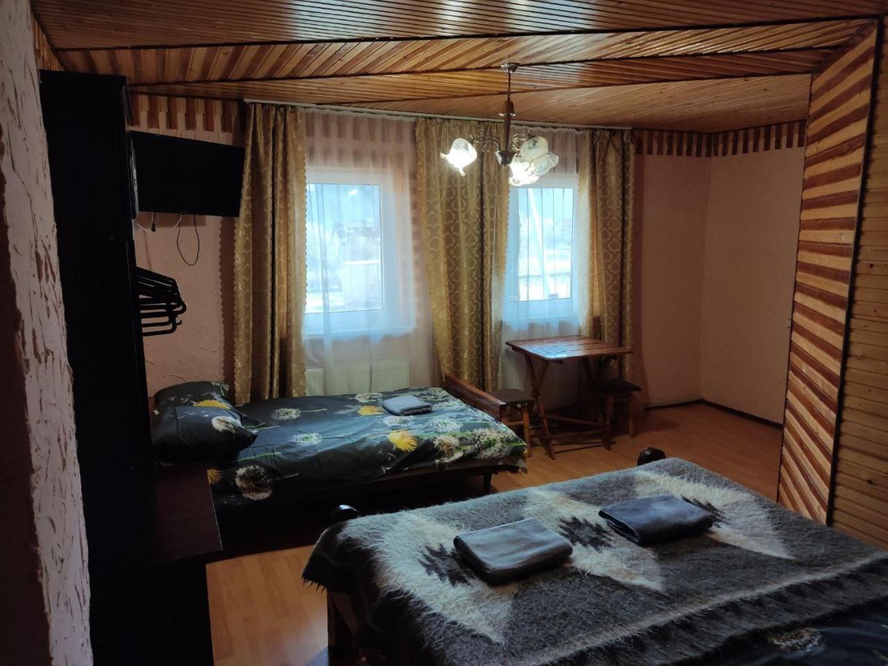 V Ulyanu Hotel Yaremche Ngoại thất bức ảnh