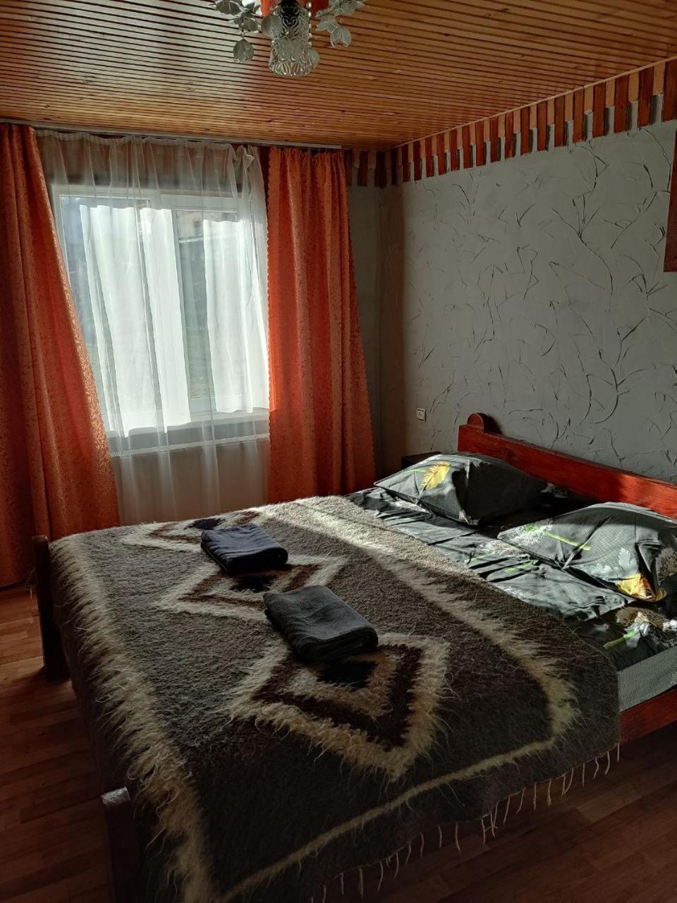 V Ulyanu Hotel Yaremche Ngoại thất bức ảnh